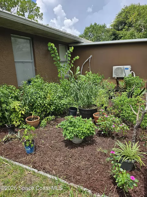Exterior - 4705 E Little Ct, Cocoa, FL 32926 photo 3 of 9