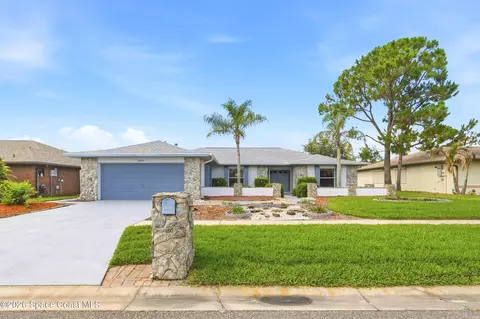 2015 Bottlebrush Dr, Melbourne, FL 32935