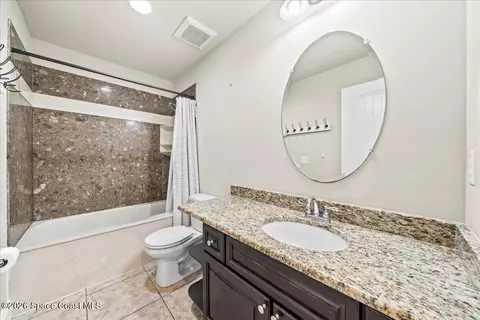 Bath - 1461 Bourke Ln, Melbourne, FL 32940 photo 3 of 3