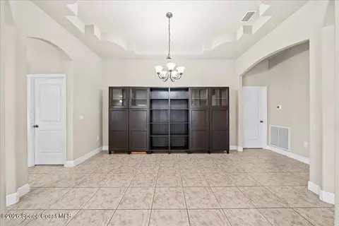 Living - 1461 Bourke Ln, Melbourne, FL 32940 photo 3 of 4