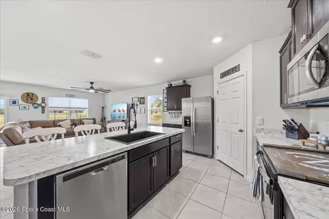 Kitchen - 3250 Burrowing Owl Dr, Mims, FL 32754 photo 1 of 3