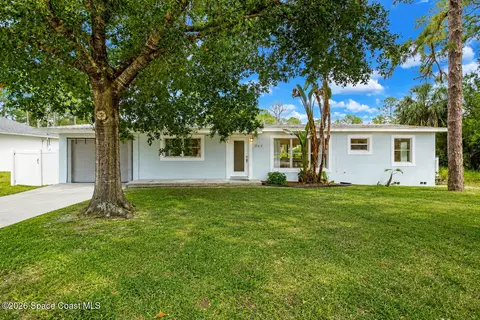 965 Palo Alto St SE, Palm Bay, FL 32909