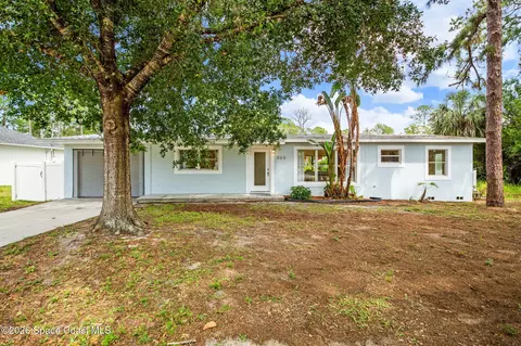 965 Palo Alto St SE, Palm Bay, FL 32909