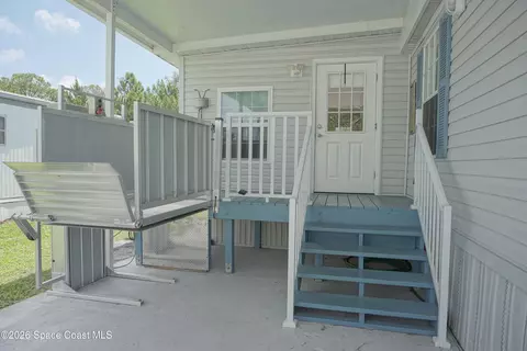 1819 Seagrape St NE, Palm Bay, FL 32905 photo 4
