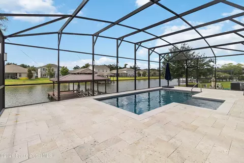 Exterior - 4940 Blanche Ct, Saint Cloud, FL 34772 photo 6 of 8