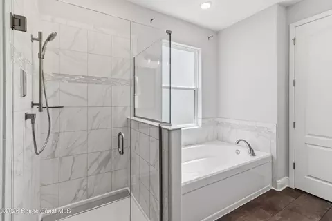 Bath - 4940 Blanche Ct, Saint Cloud, FL 34772 photo 4 of 6