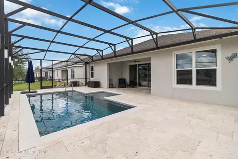 Exterior - 4940 Blanche Ct, Saint Cloud, FL 34772 photo 5 of 8