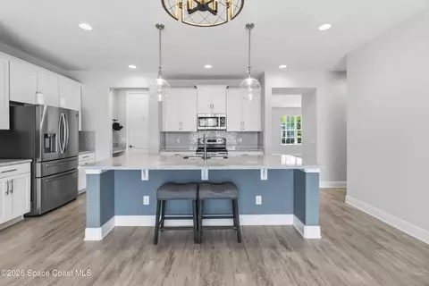 Kitchen - 4940 Blanche Ct, Saint Cloud, FL 34772 photo 2 of 7