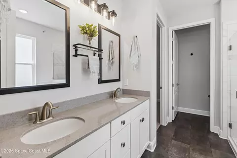 Bath - 4940 Blanche Ct, Saint Cloud, FL 34772 photo 2 of 6
