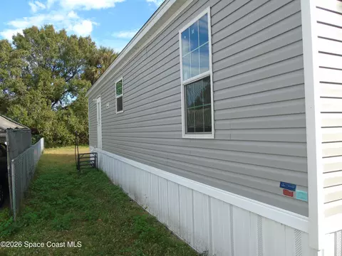 5 Annette Dr, Melbourne, FL 32904 photo 3