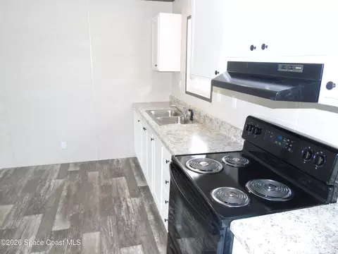 5 Annette Dr, Melbourne, FL 32904 photo 6
