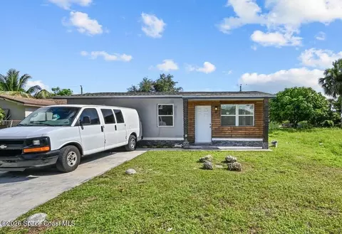3040 NW 8th Pl, Fort Lauderdale, FL 33311