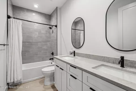 Bath - 223 6th Ave, Indialantic, FL 32903 photo 6 of 7