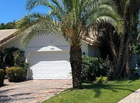5260 Deerhurst Crescent Cir, Boca Raton, FL 33496