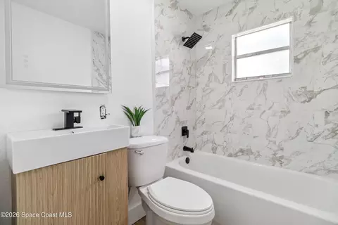 Bath - 3042 Plummer Cir, Melbourne, FL 32901 photo 2 of 2