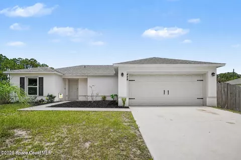 448 Scarlet Rd SW #32, Palm Bay, FL 32908