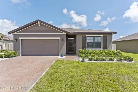 7284 Topaz Dr, Grant-valkaria, FL 32949