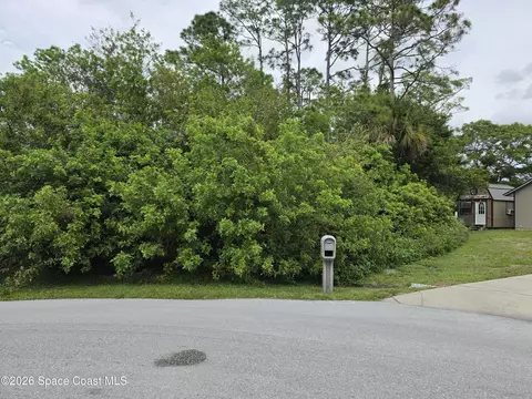1723 Delki St NW, Palm Bay, FL 32907