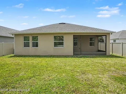 Exterior - 5550 Bakewell Pl, Saint Cloud, FL 34771 photo 7 of 9
