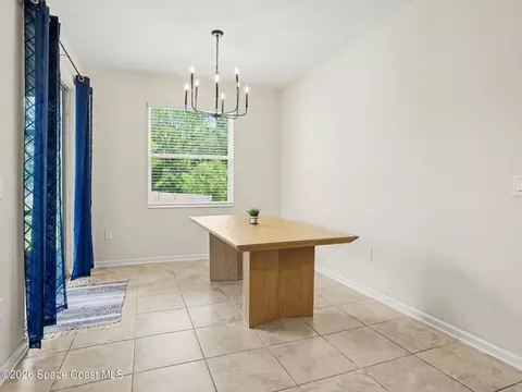 Dining - 5550 Bakewell Pl, Saint Cloud, FL 34771 photo 1 of 1