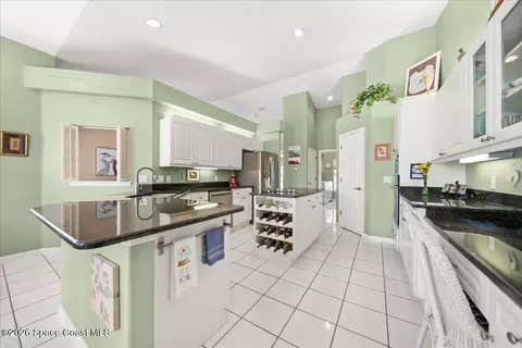 Kitchen - 754 Thrasher Dr, Rockledge, FL 32955 photo 2 of 3