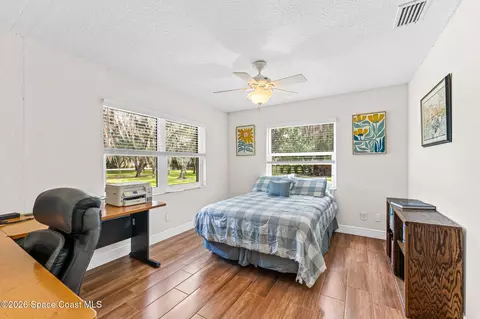 Bedroom - 3480 Turtle Mound Rd, Melbourne, FL 32934 photo 6 of 6