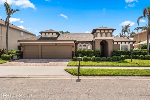 1747 Croghan Dr, Melbourne, FL 32940
