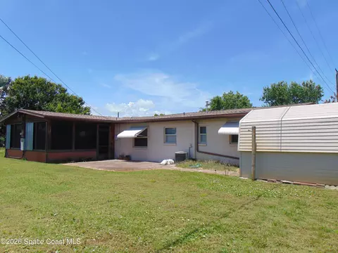 Exterior - 1963 Jackson Ave, Melbourne, FL 32935 photo 7 of 10
