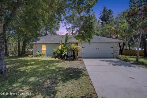 1569 Hayworth Cir NW, Palm Bay, FL 32907