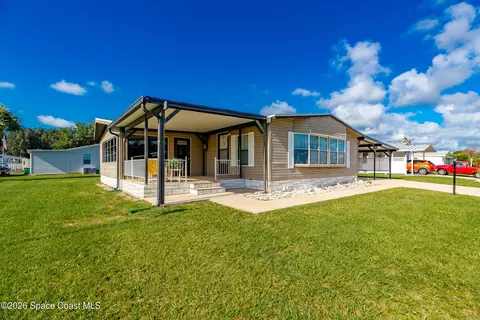 409 Macadamia Dr, Micco, FL 32976