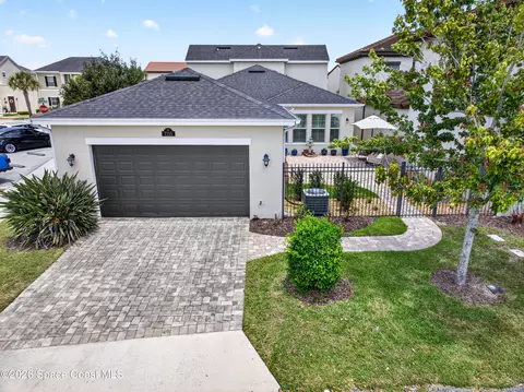 Exterior - 7155 Pena Ln, Melbourne, FL 32940 photo 4 of 10