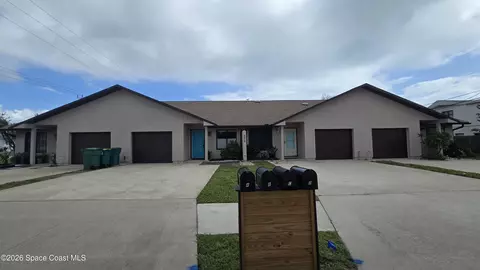 275 S 4th St #2, Cocoa Beach, FL 32931