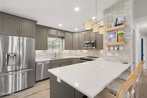 Kitchen - 6460 Irving Rd, Cocoa, FL 32927 photo 1 of 3