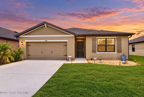 1477 Mineral Loop Dr NW, Palm Bay, FL 32907