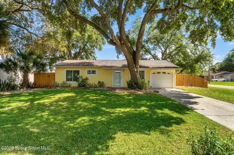901 Galleon St, Cocoa, FL 32927