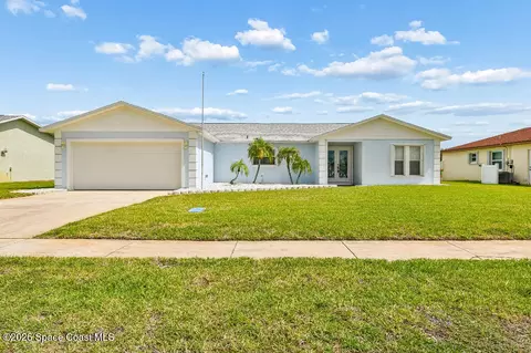 1940 Porpoise St, Merritt Island, FL 32952