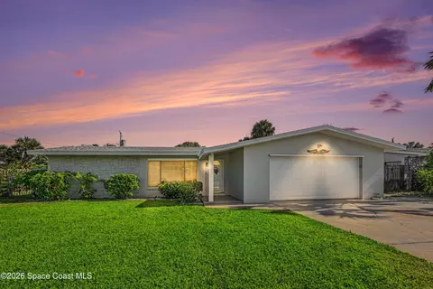 364 Formosa Dr, Cocoa Beach, FL 32931