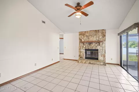 Living - 1246 Lakeview Dr, Rockledge, FL 32955 photo 6 of 8