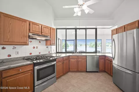 Kitchen - 1246 Lakeview Dr, Rockledge, FL 32955 photo 2 of 5