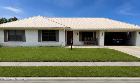 1805 Figtree Dr, Titusville, FL 32780