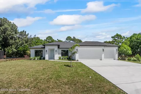 2905 Denver Ave SE, Palm Bay, FL 32909