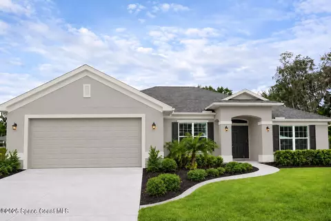 830 Hollahan Rd SE, Palm Bay, FL 32909