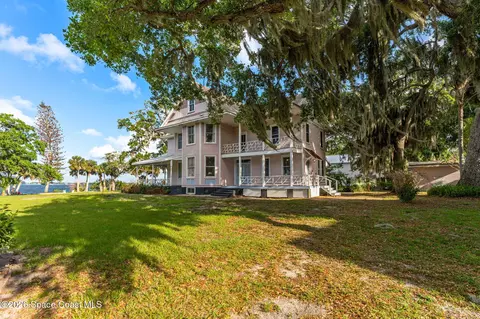 Exterior - 1101 Rockledge Dr, Rockledge, FL 32955 photo 15 of 18