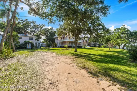 Exterior - 1101 Rockledge Dr, Rockledge, FL 32955 photo 10 of 18