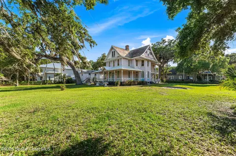 Exterior - 1101 Rockledge Dr, Rockledge, FL 32955 photo 3 of 18