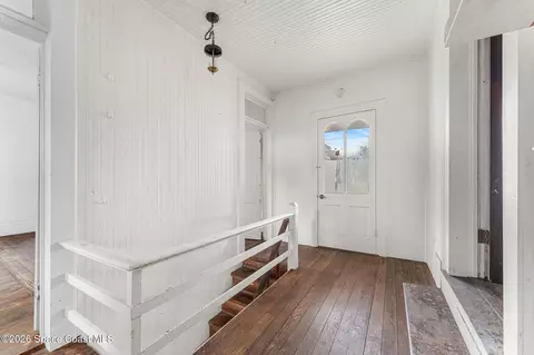 Entry Way - 1101 Rockledge Dr, Rockledge, FL 32955 photo 11 of 12