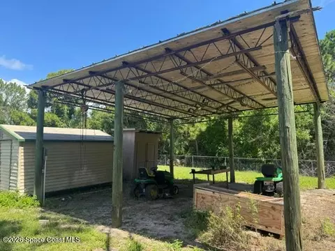 Exterior - 900 Camp Rd, Cocoa, FL 32927 photo 4 of 5