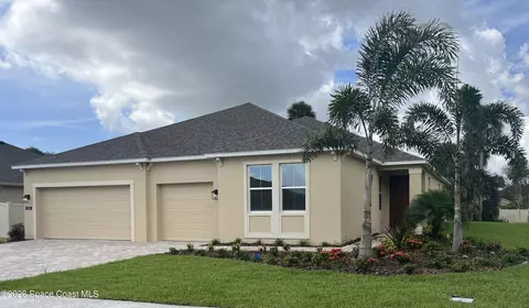 1122 Killian Dr NE, Palm Bay, FL 32905