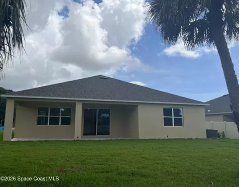 Exterior - 1122 Killian Dr NE, Palm Bay, FL 32905 photo 4 of 4