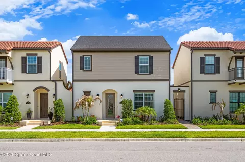 8566 Lyside Dr, Melbourne, FL 32940